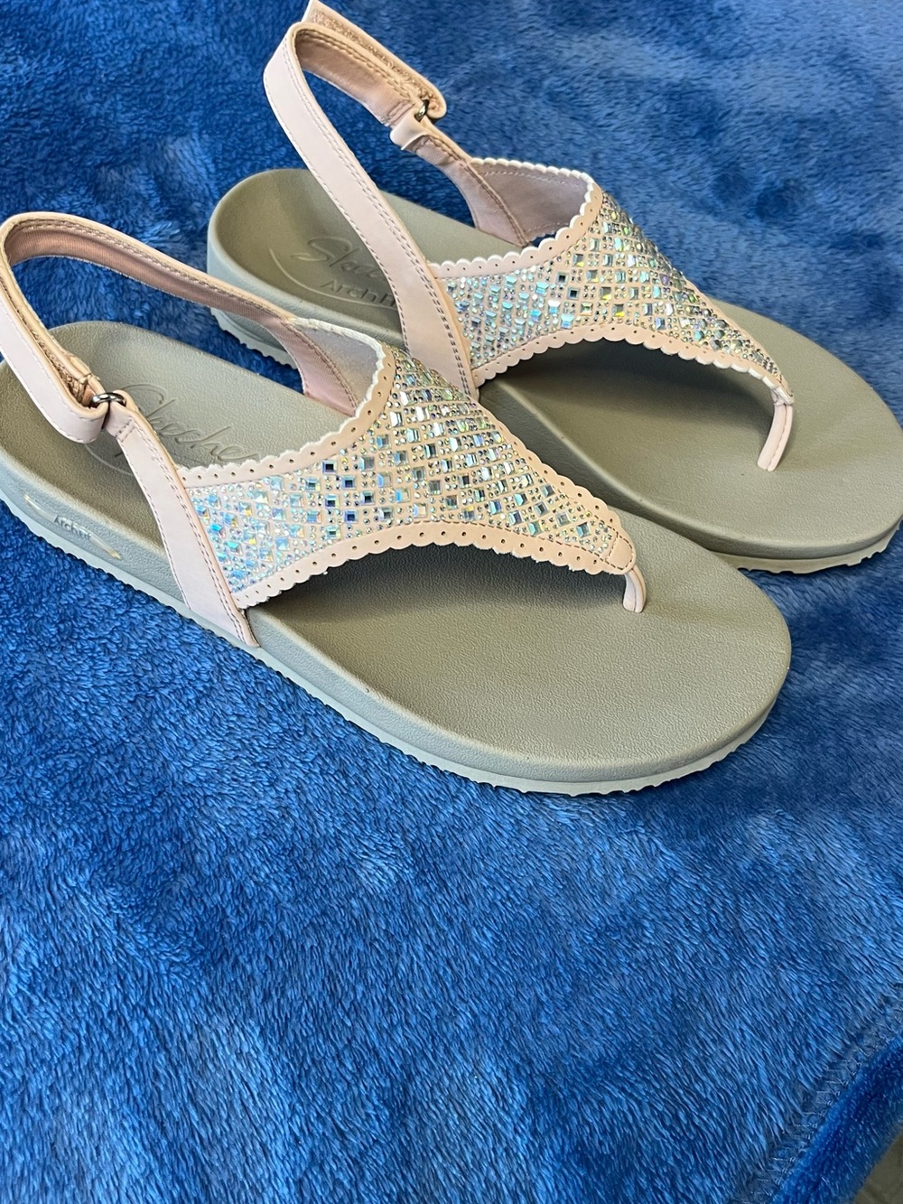 Skechers Pink Slingback Thong Sandals with Iridescent Crystals